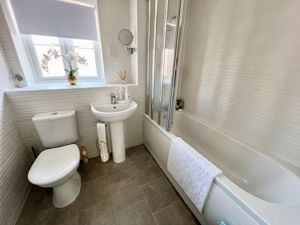 Photo 21- click for photo gallery